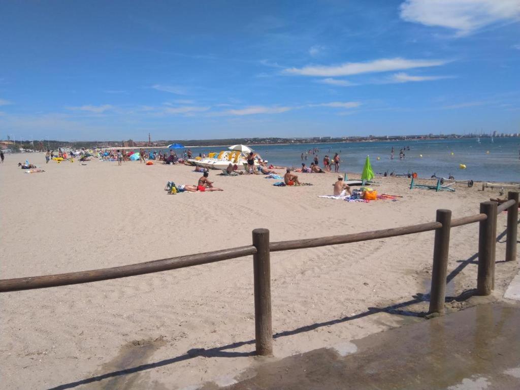 Appartement Meuble Bord De Mer Fos Sur Mer Фо-сюр-Мер Екстериор снимка