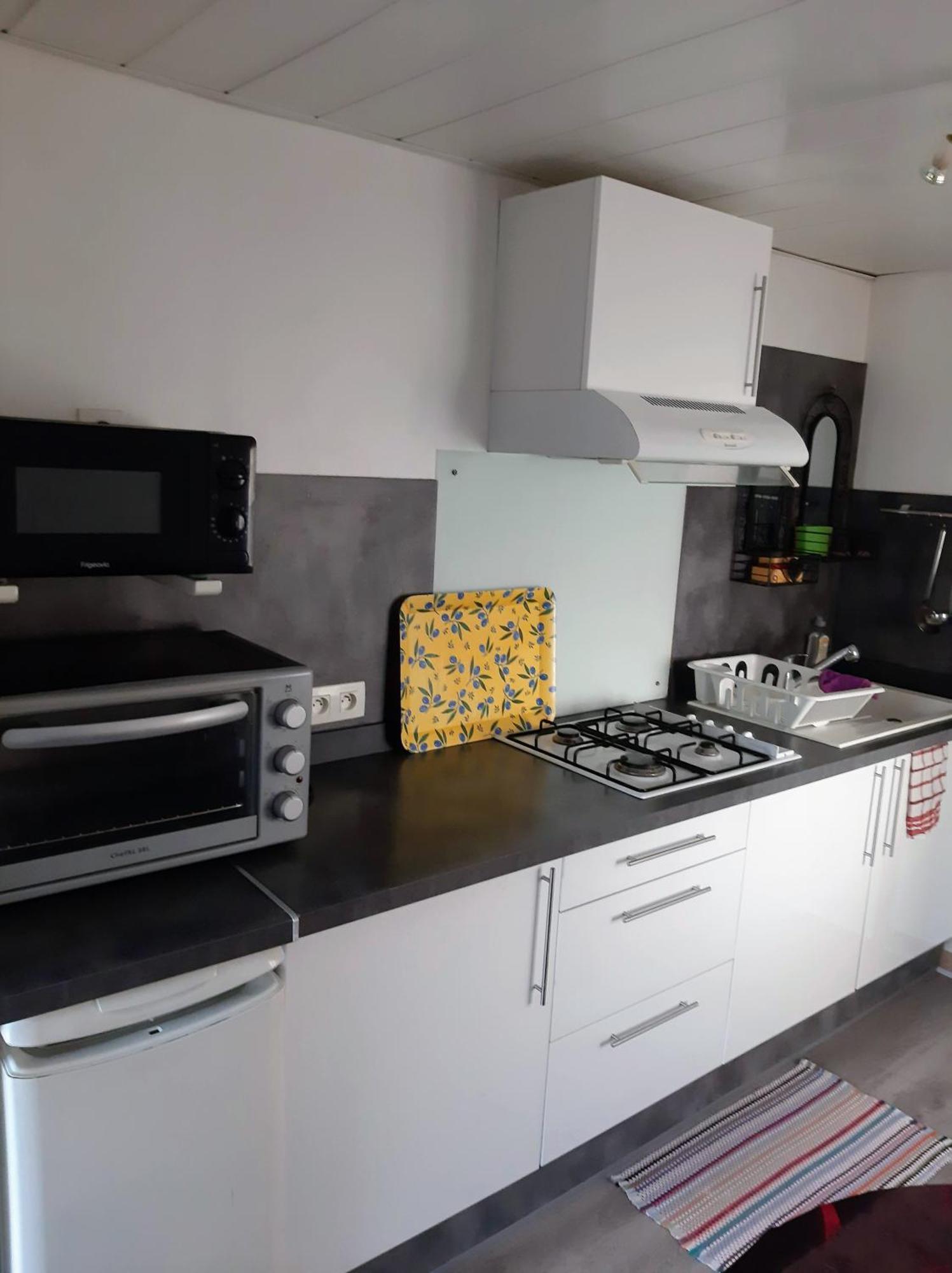 Appartement Meuble Bord De Mer Fos Sur Mer Фо-сюр-Мер Екстериор снимка